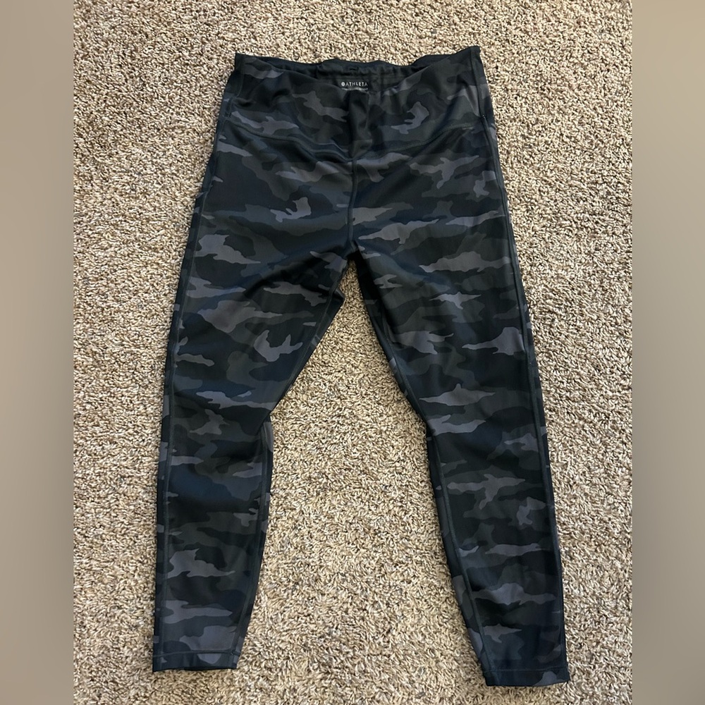 Women’s large camo Athleta pants